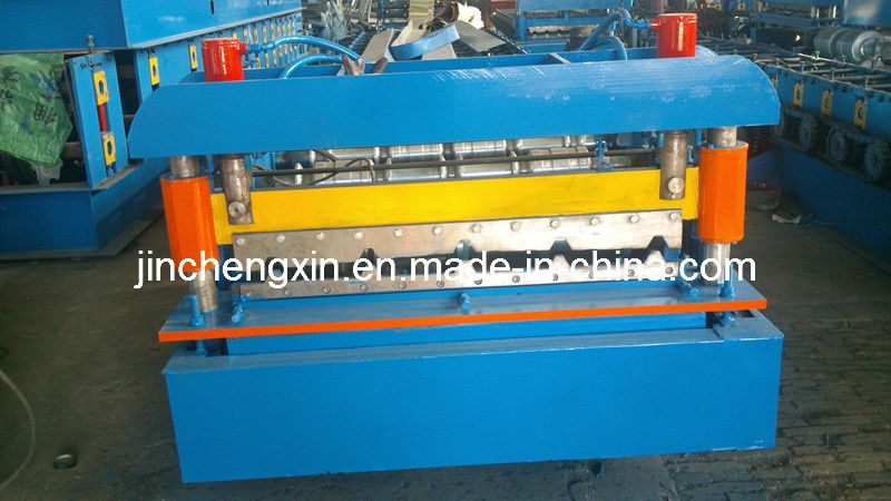 Roofing Tile Forming Machine