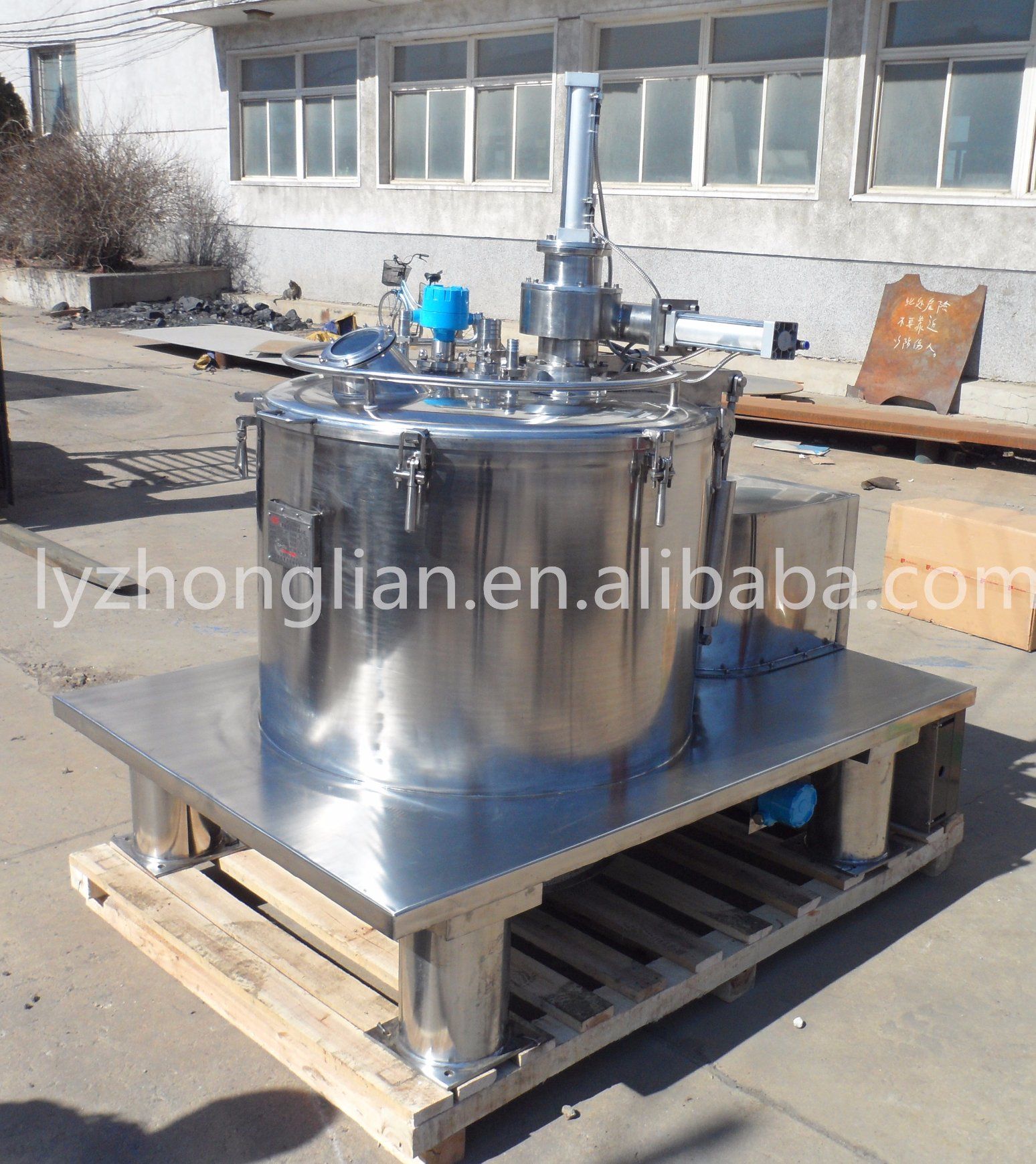 Pgz1000 Crystal Industry Pneumatic Scraper Bottom Discharge Flat Basket Filter Centrifugal Separator