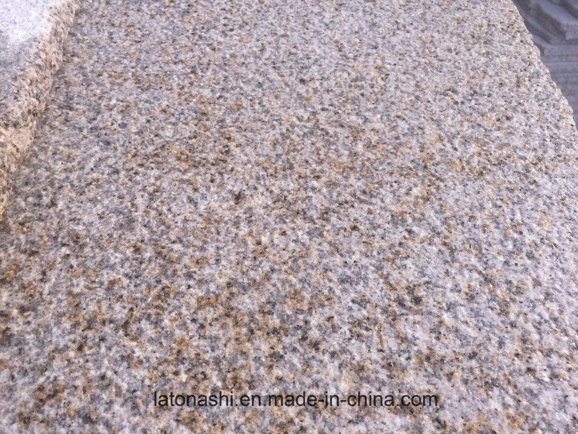 China Misty Yellow Granite Stone Paving with Bush Hammer for Walkway