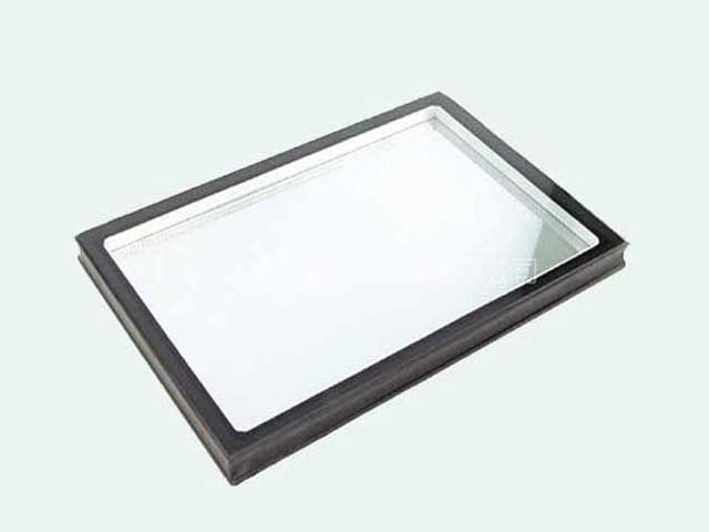 Solar Reflective and Silver Grey Low E Insulated Glass