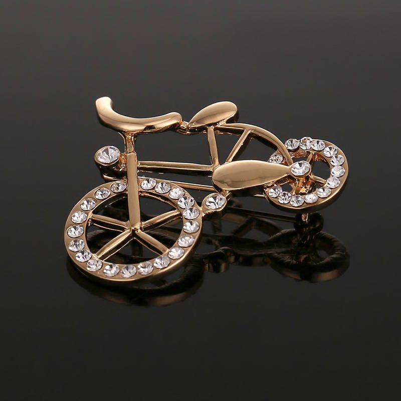 VAGULA Classical Rose Gold Plated Rhinestone Jewelry Brooch