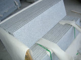 China Granite Indoor and Outdoor Steps and Stairs with Antislippery Stripe