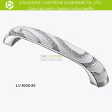 Zinc Alloy Furniture Hardware Crystal Pull Handle.