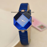 Custom Women's Fashion Small Wrist Watch with Leather Band