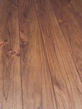 8.3mm Pressed V Groove Laminate Flooring (Y1001)