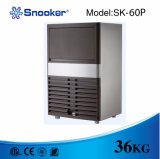 Snooker Business Use Vertical Energy-Saving 26kg/ 24 Production Ice Machine